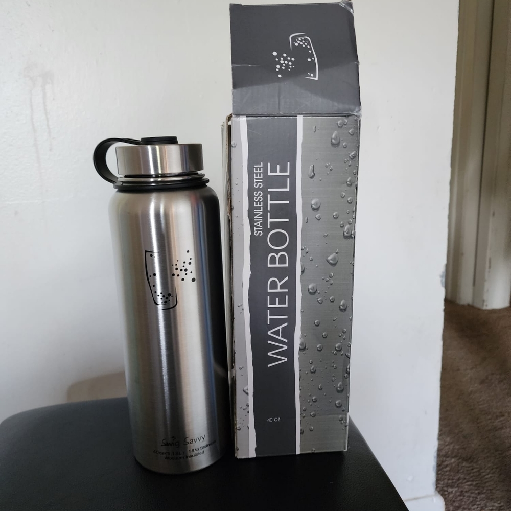 NWT/NIB Insulated leak prove water bottle